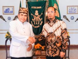 Kunjungan Ketua DPD PWRI Jabar ke Cirebon: Membahas Keraton dan Kerjasama Internasional