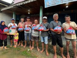 Peduli Korban Banjir, Relawan KREN Berikan Bantuan Sembako