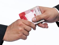 Gratifikasi dan Manipulasi Proyek Fiktif, Bak Bangkai Ditutup, Baunya Akan Tercium Juga