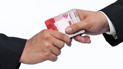 Gratifikasi dan Manipulasi Proyek Fiktif, Bak Bangkai Ditutup, Baunya Akan Tercium Juga