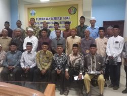 Bimtek Tuha Peut Tentang Pembinaan dan Mediasi Pemberdayaan Adat Istiadat di Bireuen