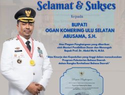 Bupati OKU Selatan Terima Penghargaan dari Mendikdasmen