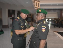 Pangdam IV/Diponegoro Serahterimakan Lima Pejabat Utama Kodam IV/Diponegoro