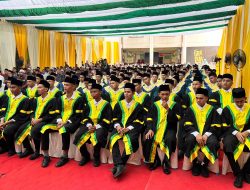 Gelar Haflatul Takharruj, 175 Santri YPI Ummul Ayman Dikukuhkan Sebagai Wisudawan