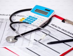 Apakah Co-Payment dalam Asuransi Kesehatan Solusi atau Beban Baru Bagi Publik?