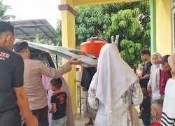 Dua Bocah Perempuan Terseret Arus Saat Berenang di Pantai Wisata Ulee Rubek 