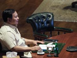 Presiden Prabowo Pimpin Rapat di Hambalang Bahas Pencegahan dan Penanganan Karhutla