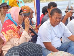 Bersinergi dengan DKP3 Kota Serang, Kanwil Imigrasi Banten Serahkan Bantuan Benih Jagung dan Pupuk untuk Kelompok Tani