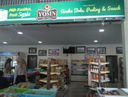 Kisah Sukses Toko Yosin: Dari Usaha Rumahan Jadi Toko Kue Favorit di Cirebon