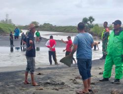 Muspika Jangka Tinjau Lokasi Abrasi,Ajak Warga Cari Solusi Bersama