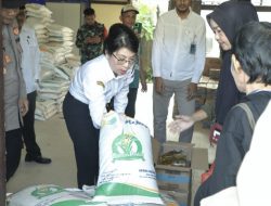 Penyaluran Perdana Bantuan Pangan Digelar di Roban, Sasar 11.585 Warga