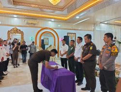 Kasi Intel Kejari Muara Teweh Dan DPC ABPEDNAS Tekan Kerja Sama Program Jaga Desa