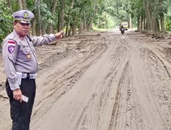 Cuaca Ekstrim, Satlantas Polres Flotim Tinjau Jalur Trans Flotim – Sikka