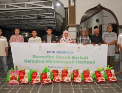 Tebar Berkah Ramadhan, IMIP Salurkan 1.229 Paket Sembako