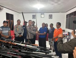 Wujudkan Perdamaian, Pemdes Narasosina Serahkan Senpira Ke Polres Flotim
