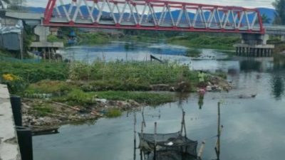 Sungai Toba Asahan dipenuhi sedimen, warga jadikan kebun sayur