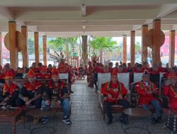 Buka Acara Pelantikan DPC dan DPAC MMBB di Bengkayang, Panglima Tertinggi MMBB: Kita Harus Jaga Marwah Mangkok Merah Borneo Bersatu 