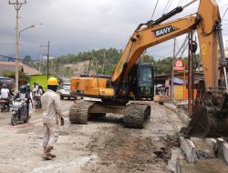IMIP Benahi 9 Km Drainase Trans Sulawesi, 3.200 U-ditch terpasang di Bahodopi