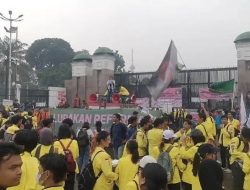 Aksi Massa BEM UI di Bundaran HI Hari Ini: Dishub DKI Siagakan Ratusan Personel Antisipasi Kepadatan Arus