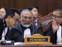 Refly Harun Sebut Putusan MK Terkait Ijazah Gibran Buka Celah Hukum Baru Pasca-Pelantikan