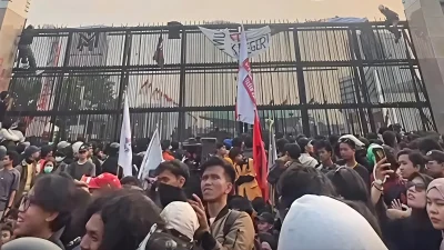 Jakarta Dikepung Aksi Massa Evaluasi Prabowo-Gibran, 6 Titik Krusial Dijaga Ketat